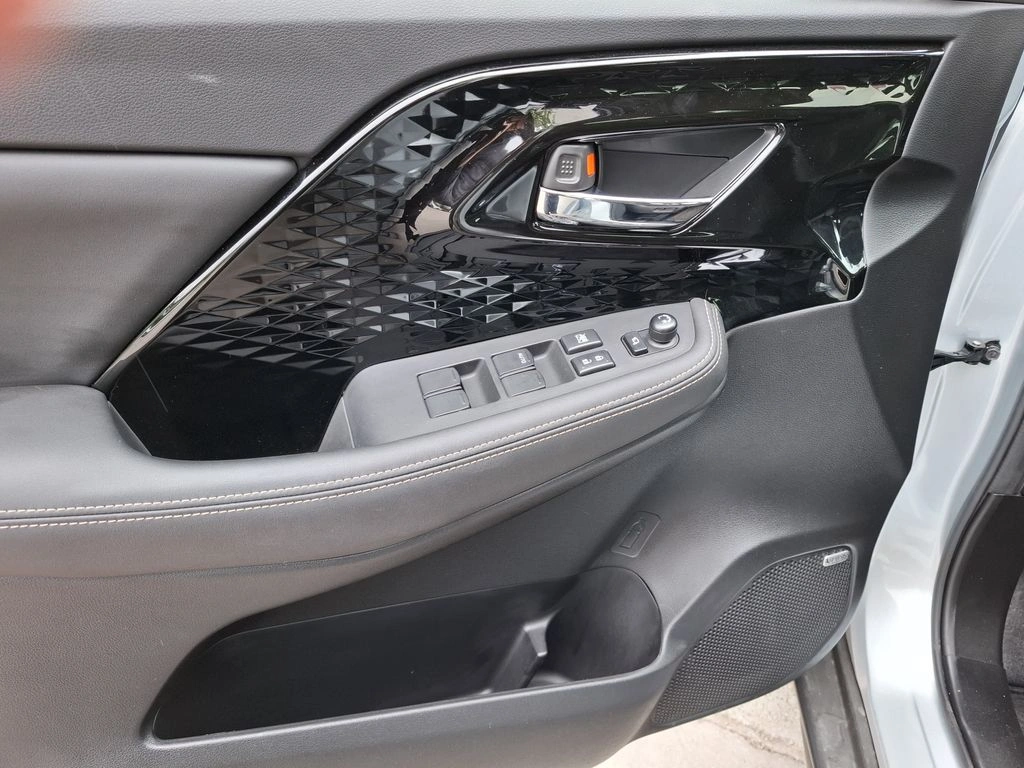 Suzuki Aerio Across 1.5 Glx Hybrid 4x2 At 5p año 2026