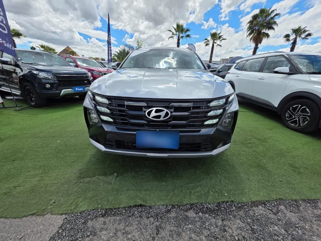 Hyundai Tucson Nx4 Gdi 4x2 1.6 Aut año 2025