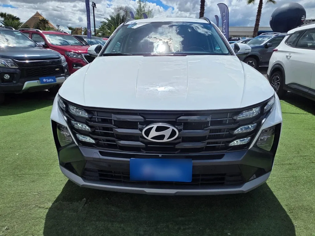 Hyundai Tucson Nx4 Gdi 4x2 1.6 Aut año 2025