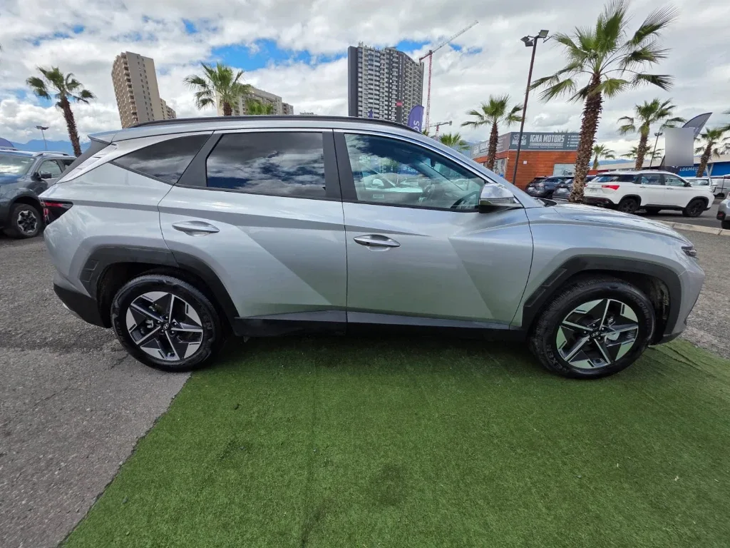 Hyundai Tucson Nx4 Gdi 4x2 1.6 Aut año 2025