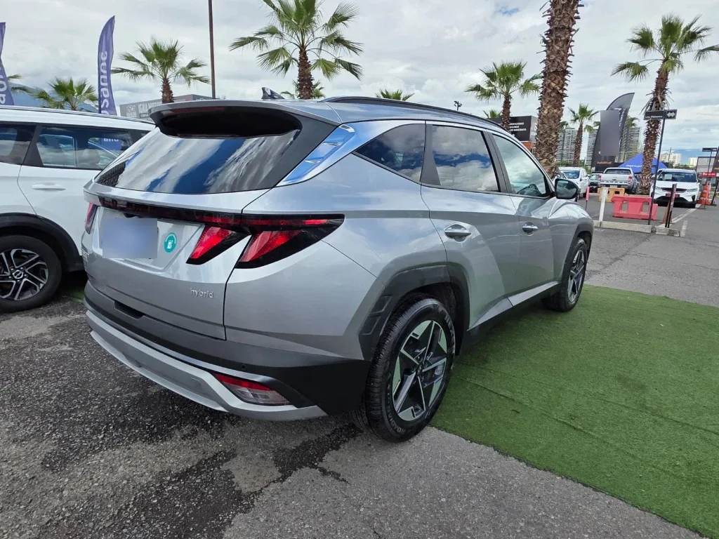 Hyundai Tucson Nx4 Gdi 4x2 1.6 Aut año 2025