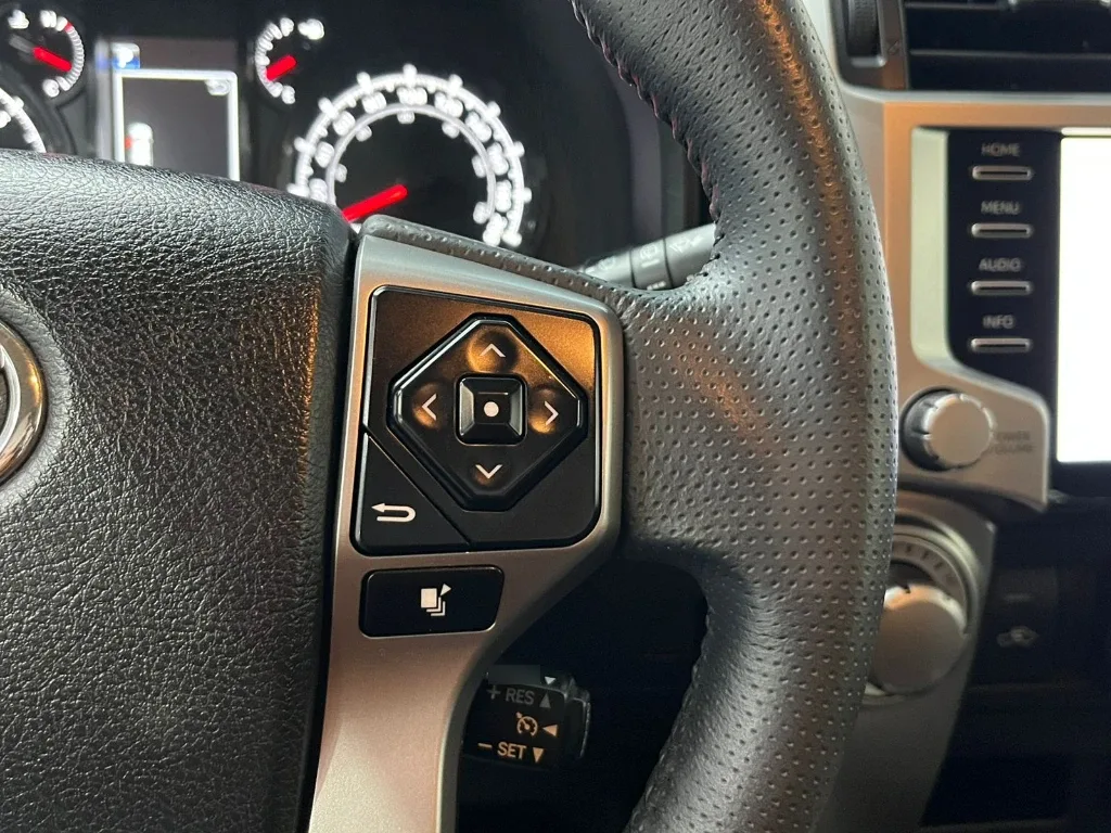 Toyota 4runner 4.0 Sr5 Connected At 4x4 año 2023