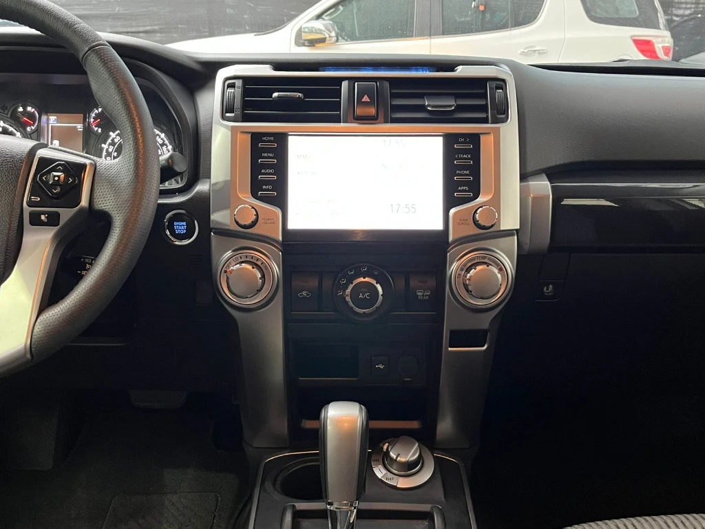 Toyota 4runner 4.0 Sr5 Connected At 4x4 año 2023