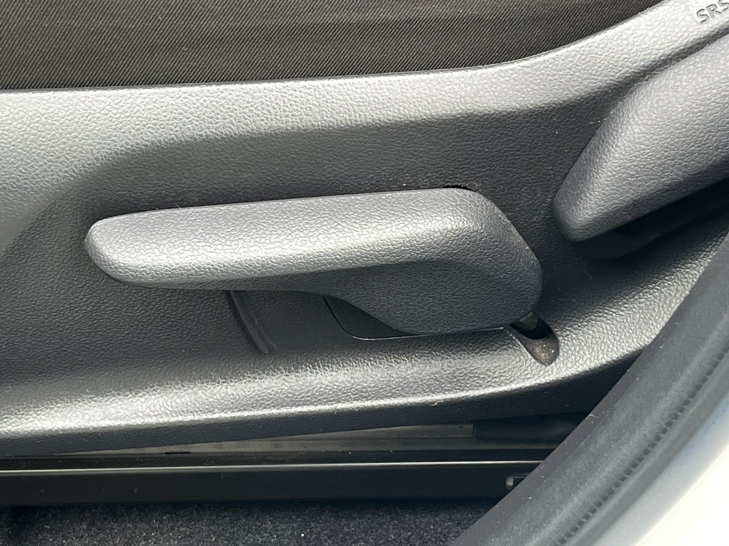 Toyota Rav4 2.0 Le 4x2 Cvt At 5p año 2025
