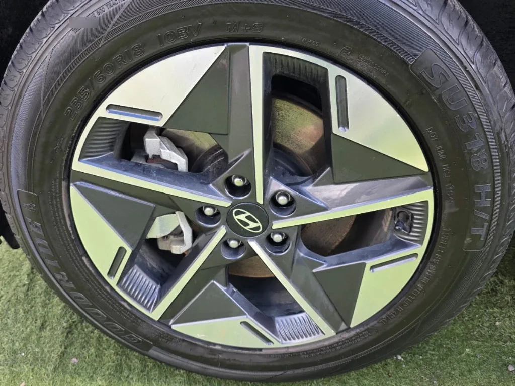 Hyundai Tucson Nx4 Gdi 4x2 1.6 Aut año 2025