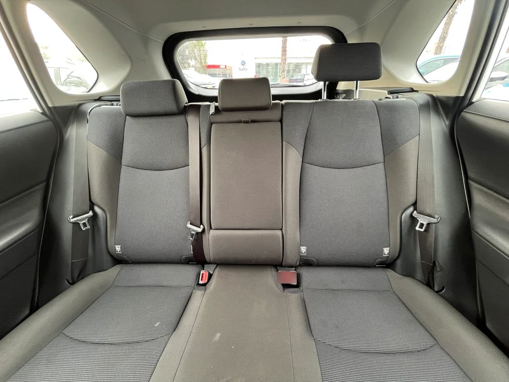 Toyota Rav4 2.0 Le 4x2 Cvt At 5p año 2025