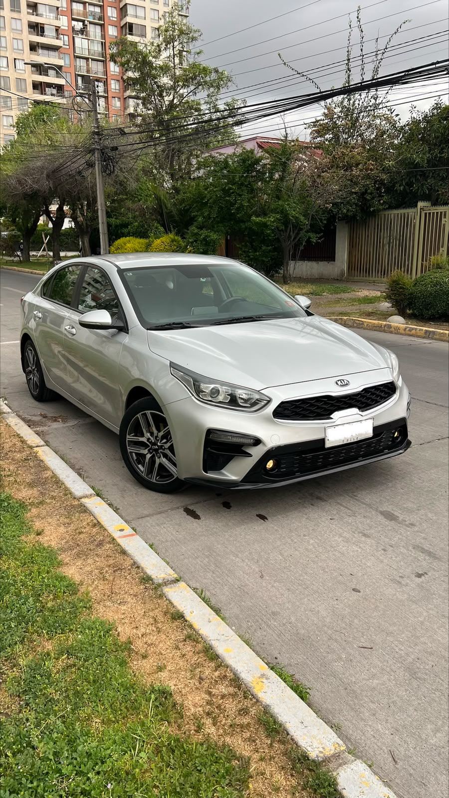 KIA MOTORS CERATO Cerato Ex 1.6l 6mt Full año 2020