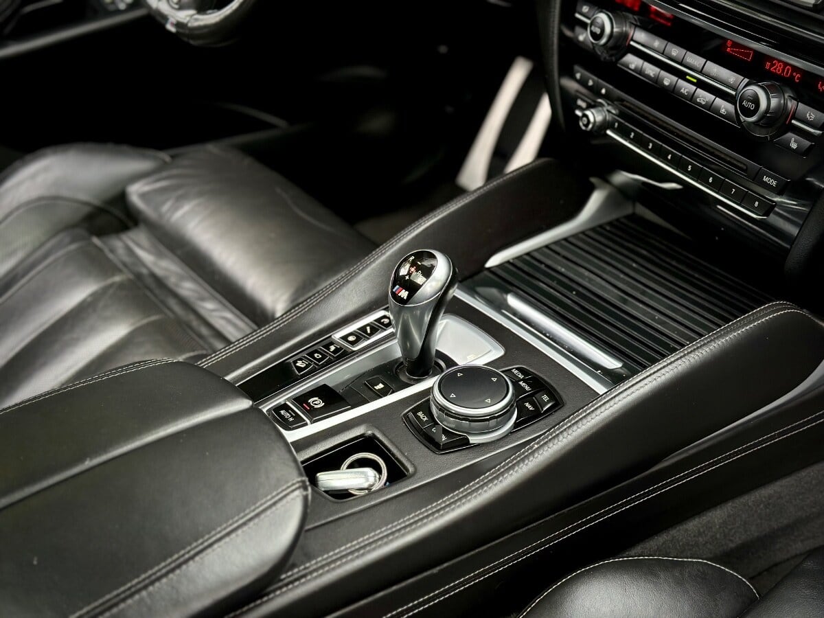 BMW X6 M 4.4 V8 año 2016