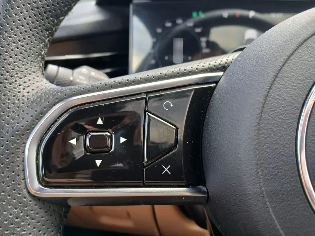Lynk&Co 09 09 Halo 2.0t At Híbrido año 2025