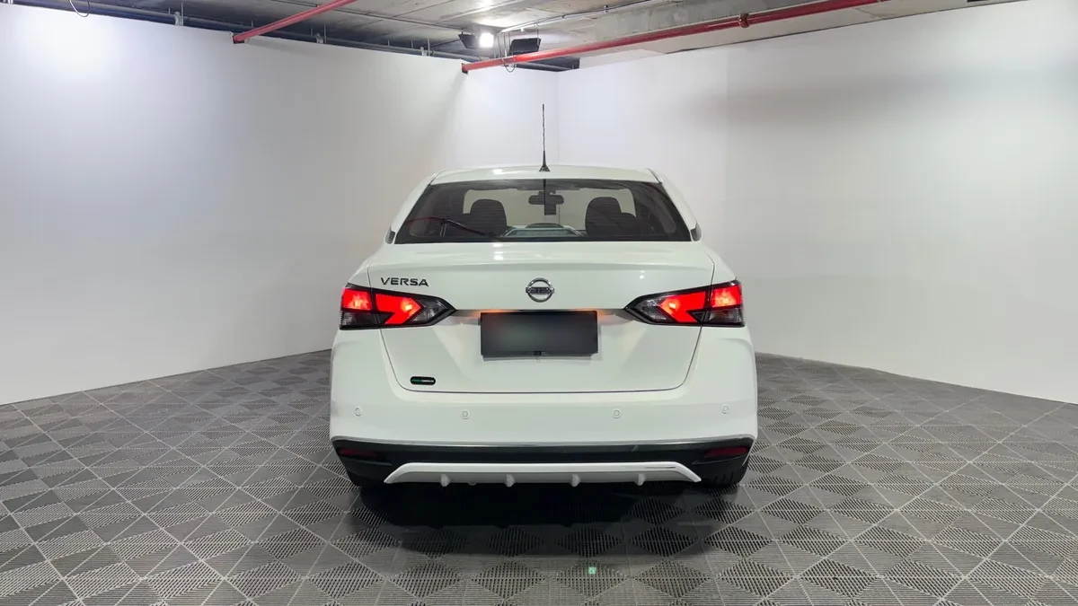 Nissan Versa 1.6 Sense At año 2021