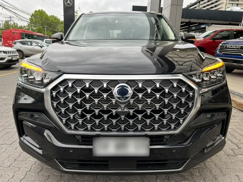Ssangyong Rexton Glx 2wd Td 2.2 Aut año 2023