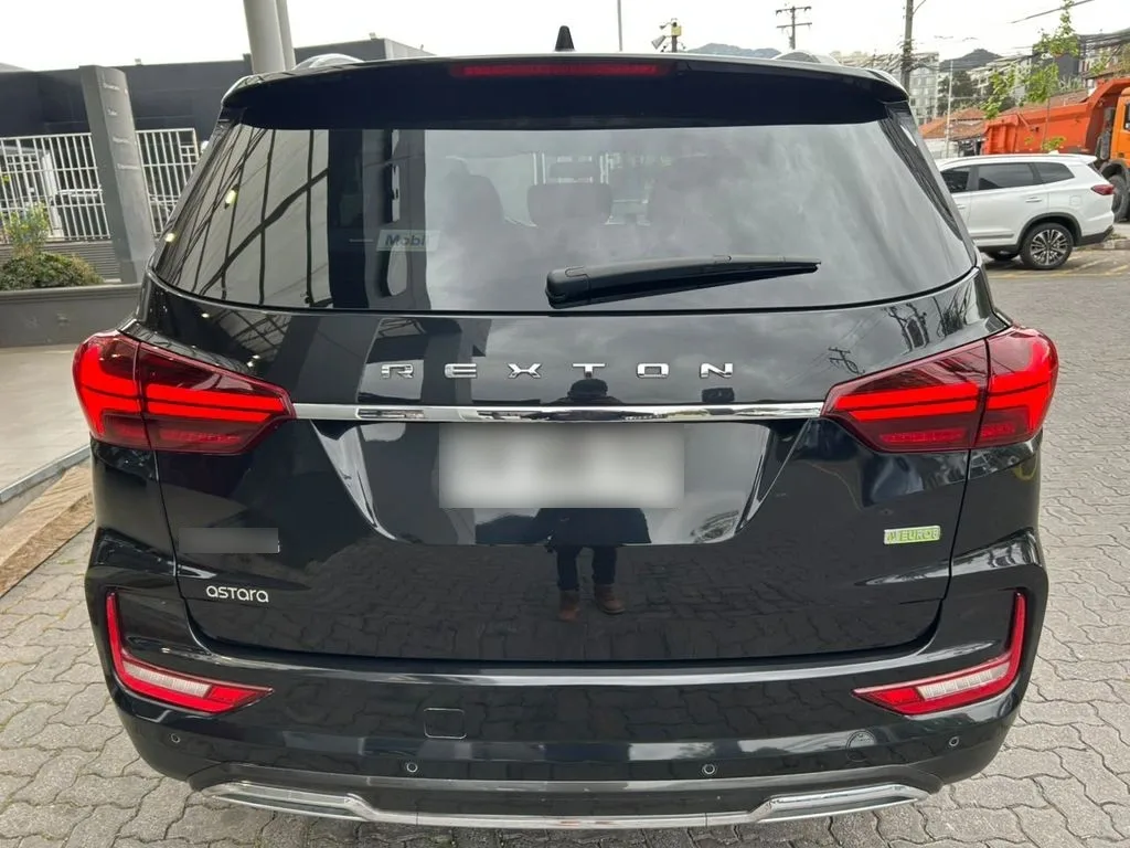 Ssangyong Rexton Glx 2wd Td 2.2 Aut año 2023