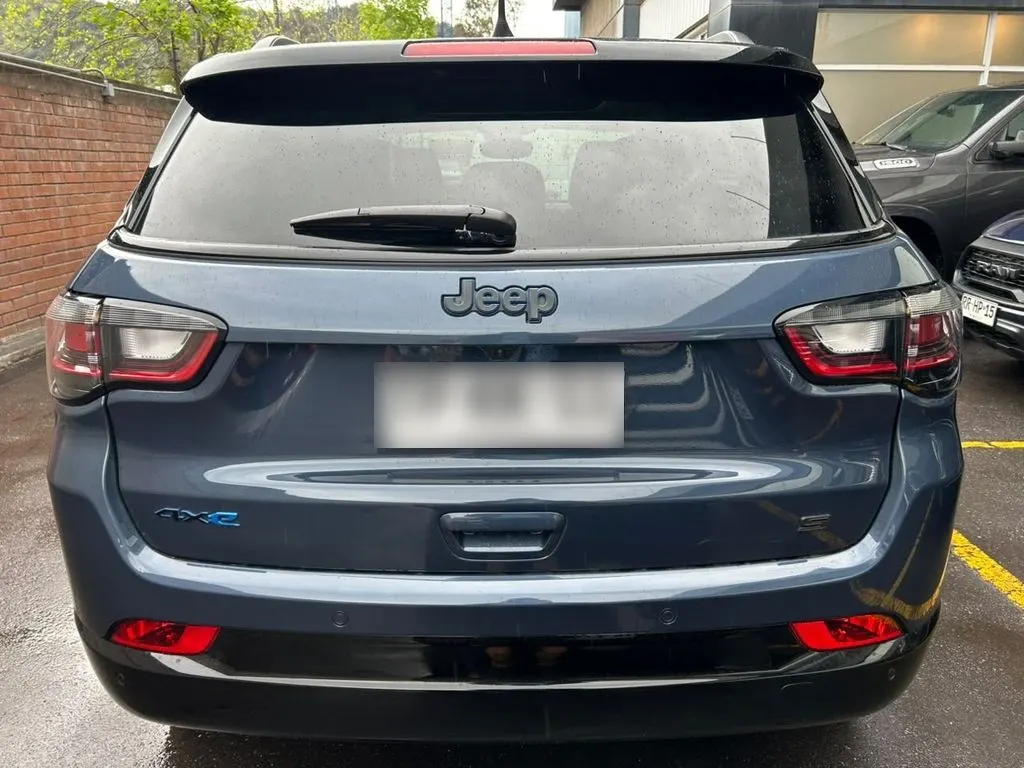 Jeep Compass 1.3 4xe Altitude Hybrid Awd At 5p año 2024