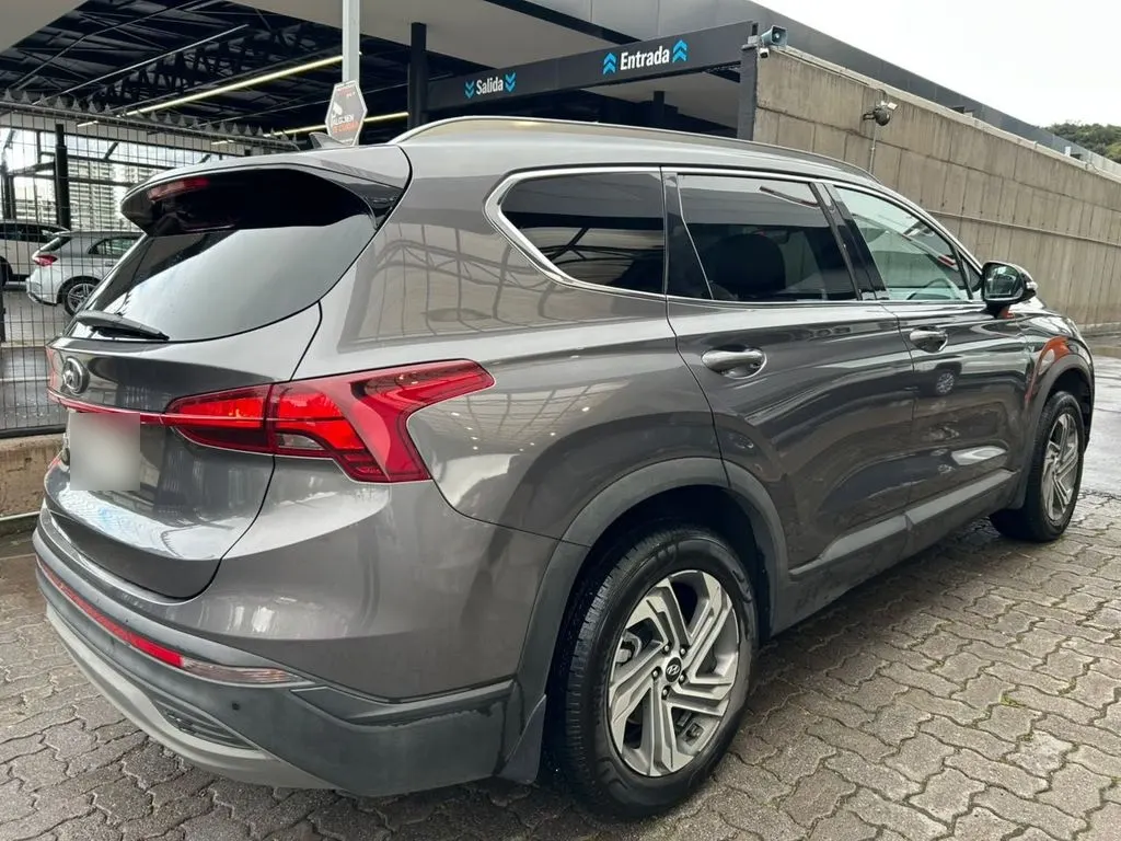 Hyundai Santa Fe 2.5 At Value Tm año 2023