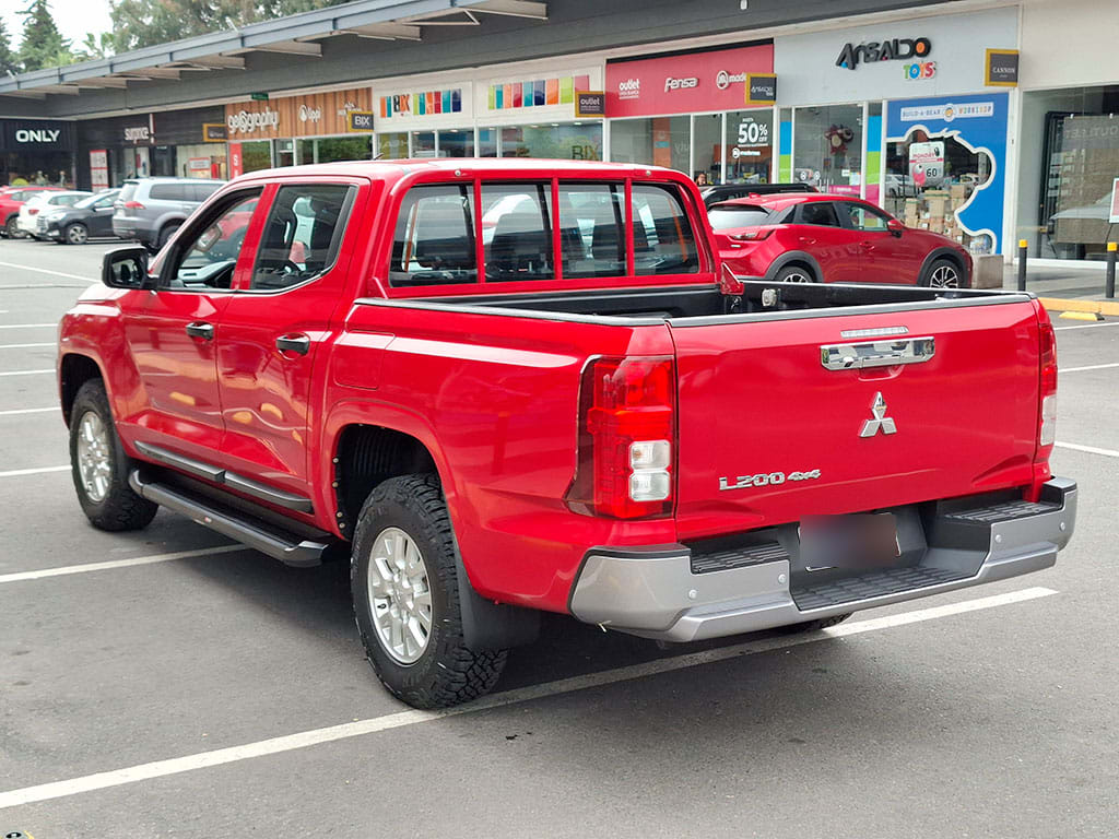 Mitsubishi L200 Katana Xrt 4x4 2.4 año 2024