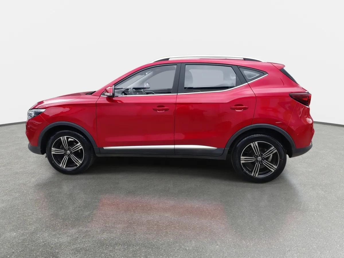 MG Mg Zs 1.5 Comfort 4x2 Mt 5p año 2023
