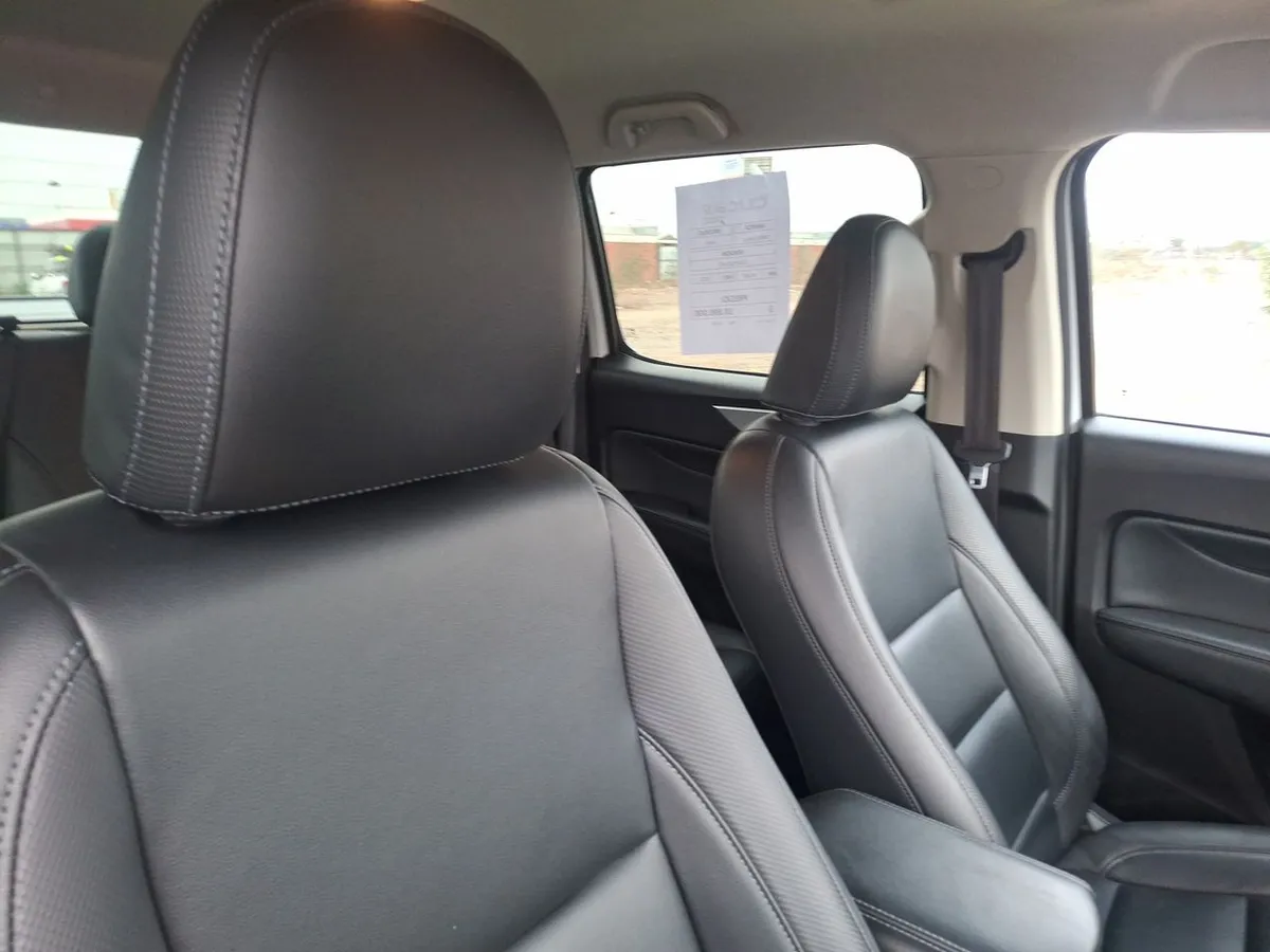 Great Wall Poer 2.0t Deluxe Diesel Dob. Cab. 4x4 Mt 4p año 2022