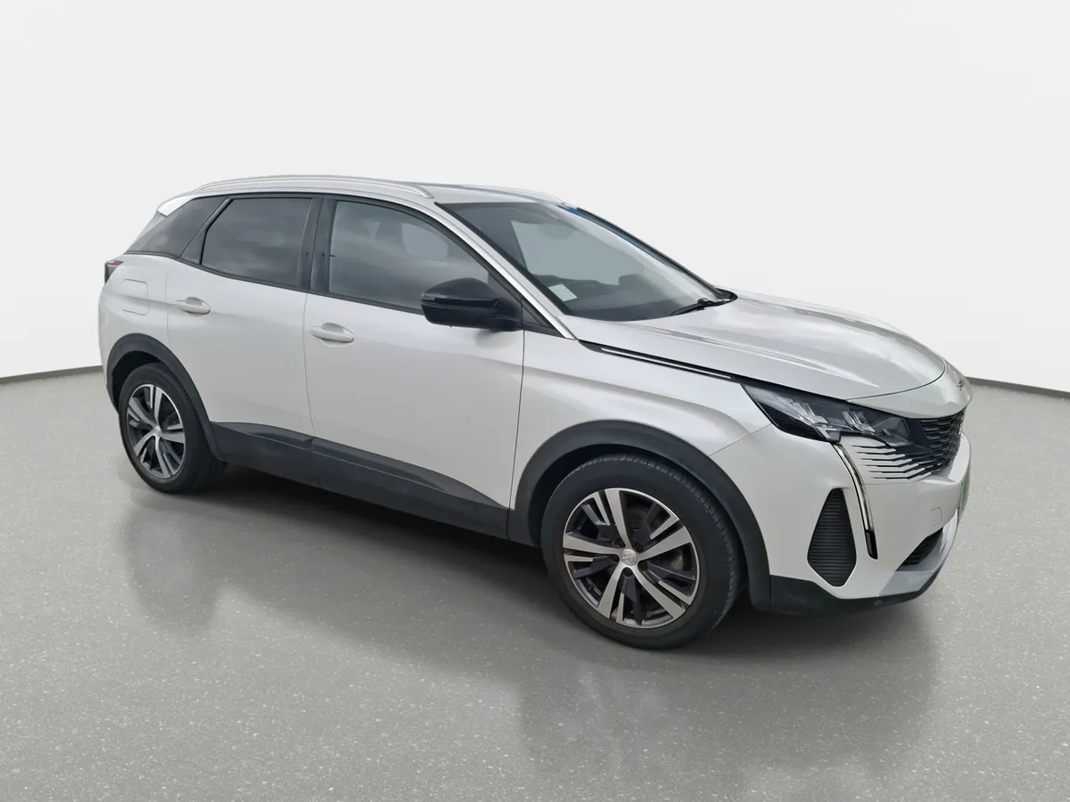 Peugeot 3008 1.2 Active Pack Puretech 130 4x2 Mt6 5p año 2023