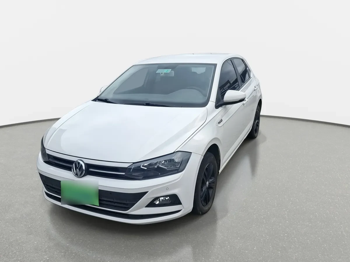 Volkswagen Polo 1.6 Comfortline 4x2 Mt5 5p año 2021