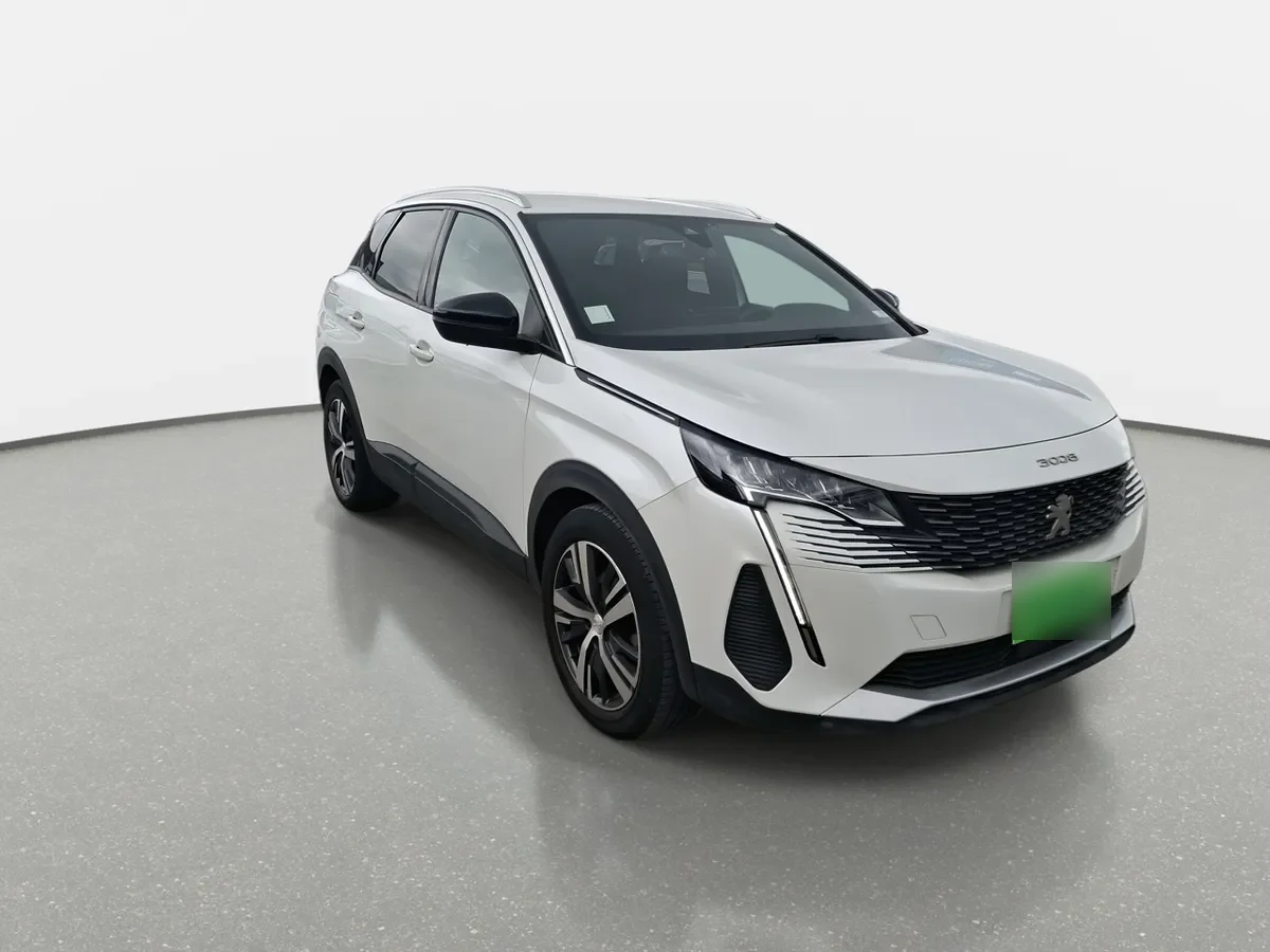 Peugeot 3008 1.2 Active Pack Puretech 130 4x2 Mt6 5p año 2023