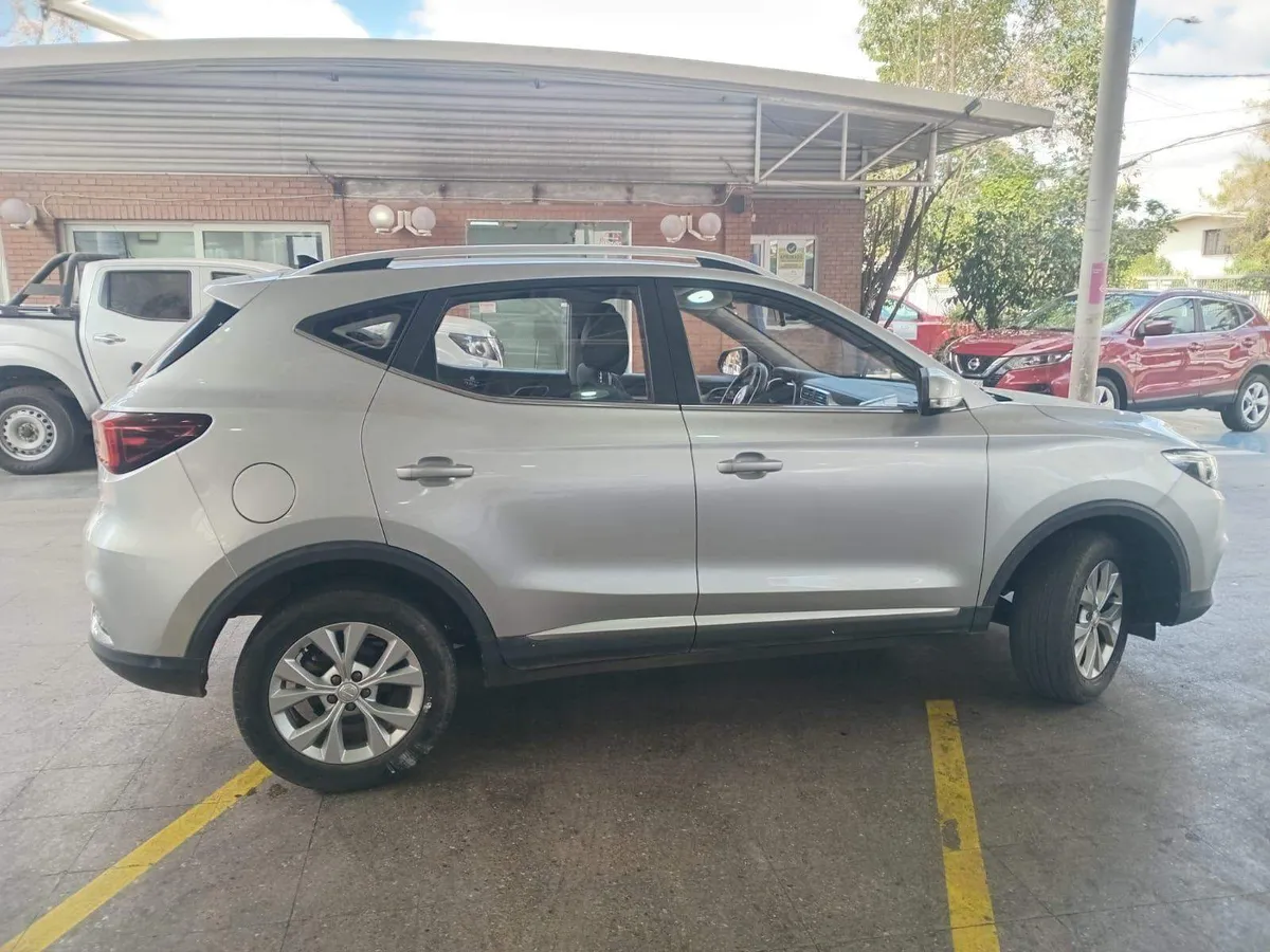 MG Mg Zs 1.5 Std 4x2 Mt 5p año 2021
