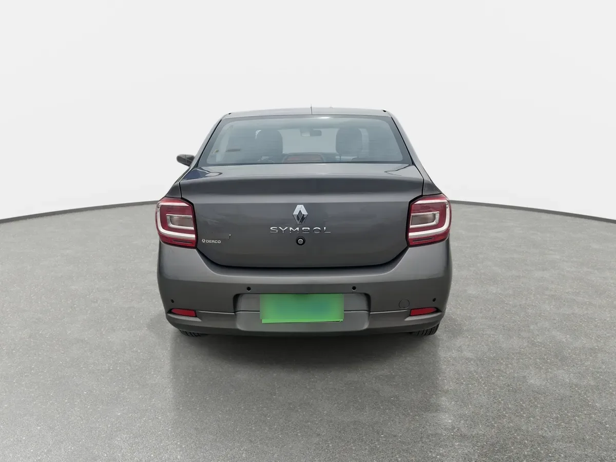 Renault Symbol 1.6 Intens Tech 4x2 Mt 4p año 2021