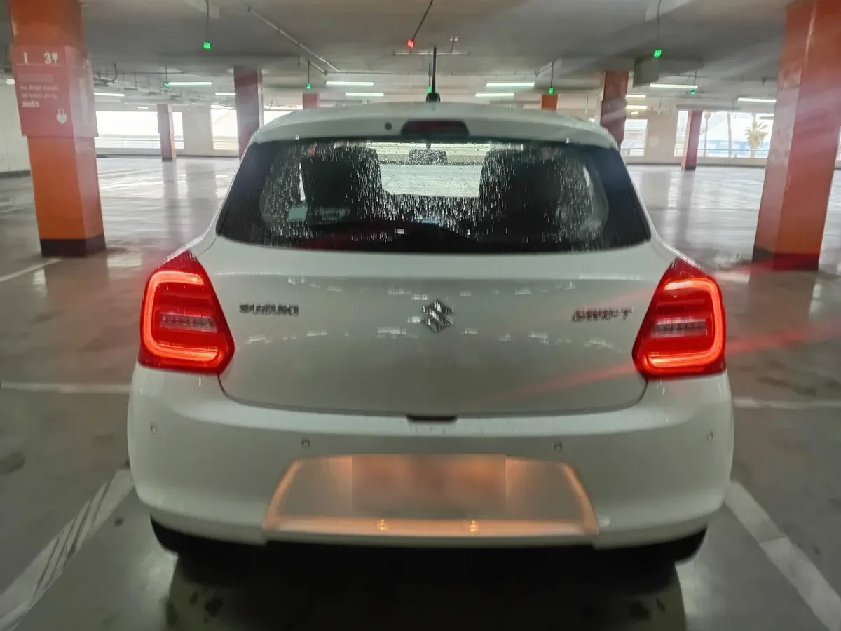 Suzuki Swift 1.2 Gl Sport 4x2 Hb At 5p año 2025