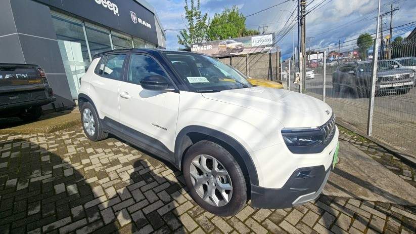 Jeep Avenger 1.2t Altitude 2wd Mt 5p año 2026