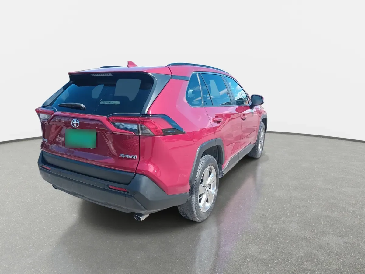 Toyota Rav 4 2.0 Xle 4x2 A20xle2c Cvt At 5p año 2021