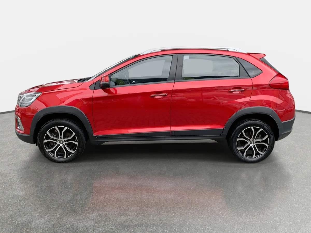 Chery Tiggo 2 1.5 Vvt Gls 4x2 Mt 5p año 2020