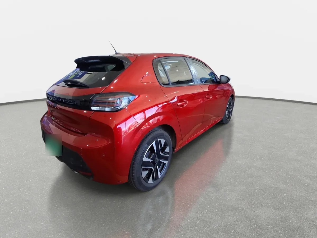 Peugeot 208 1.2 Mca Puretech 100 Active 4x2 Mt 5p año 2024
