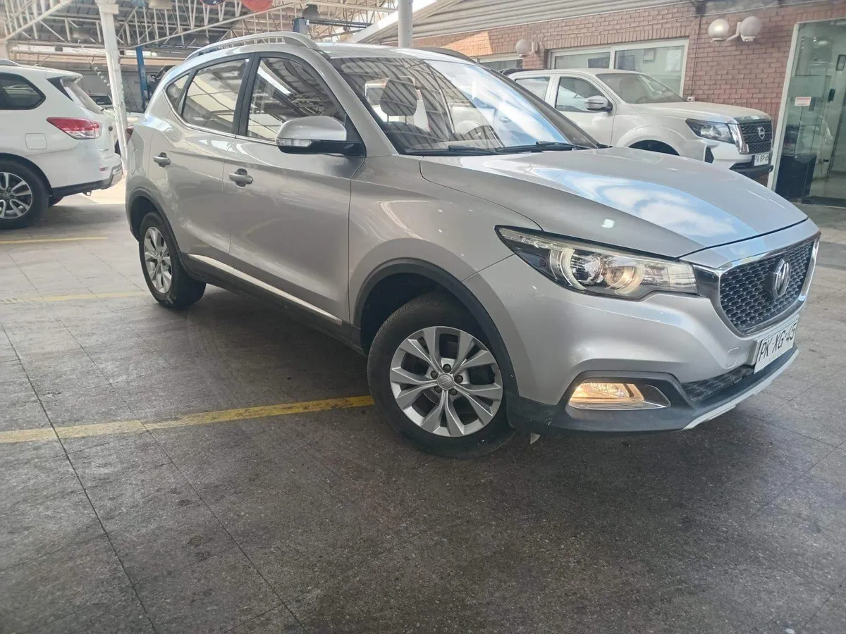 MG Mg Zs 1.5 Std 4x2 Mt 5p año 2021