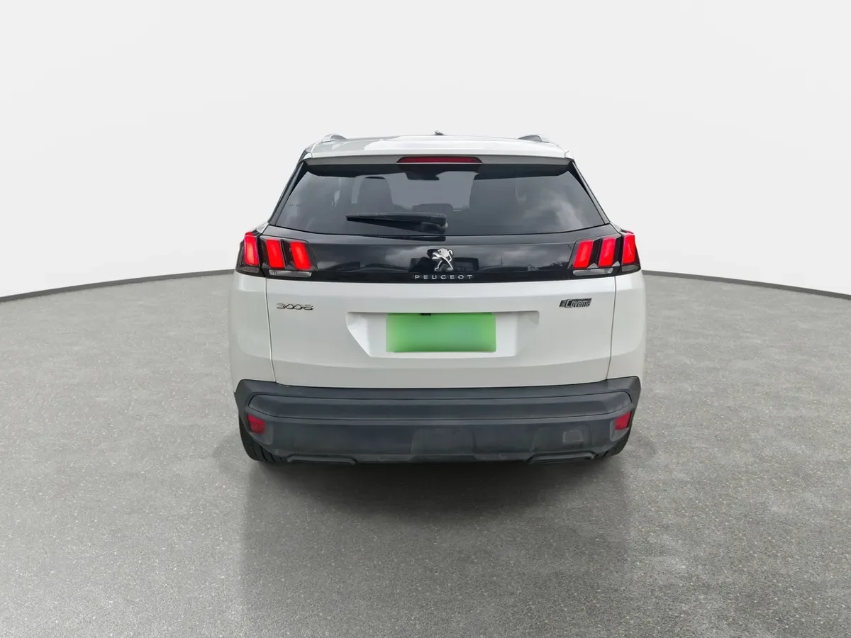 Peugeot 3008 1.2 Active Pack Puretech 130 4x2 Mt6 5p año 2023