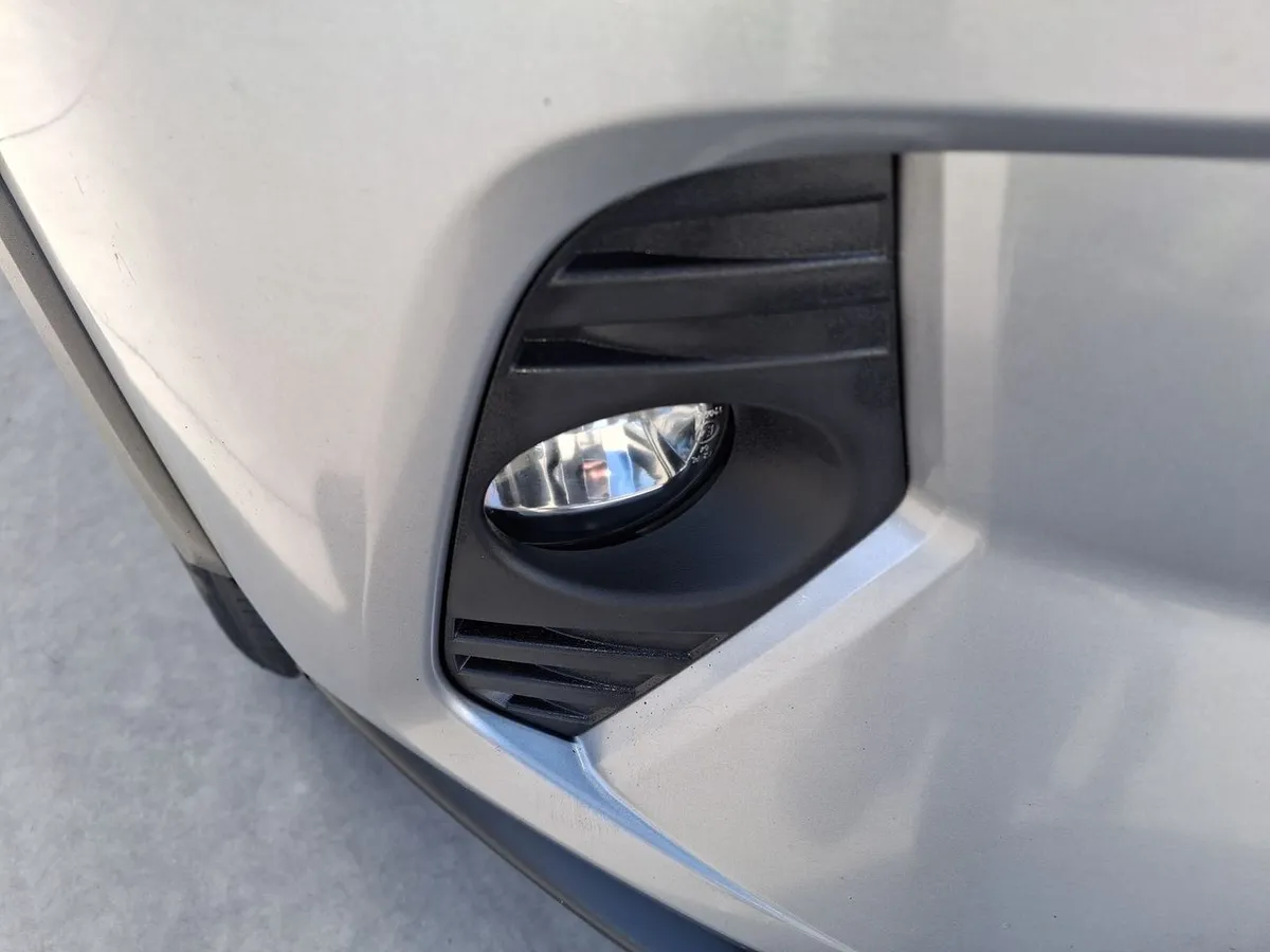 Toyota Rav 4 2.0 Le 4x2 Mt 5p año 2024