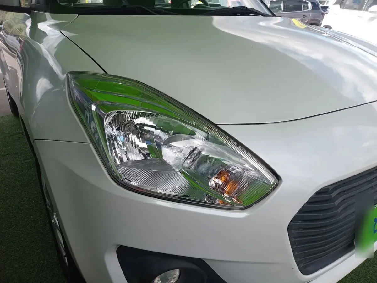 Suzuki Swift 1.2 Gl Sport 4x2 Hb Mt 5p año 2021