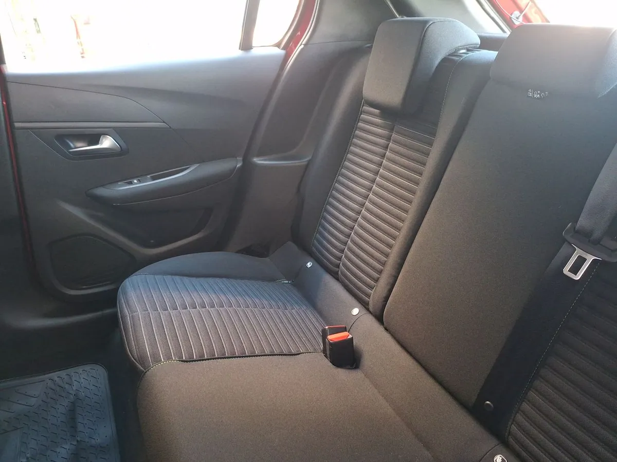 Peugeot 208 1.2 Mca Puretech 100 Active 4x2 Mt 5p año 2024