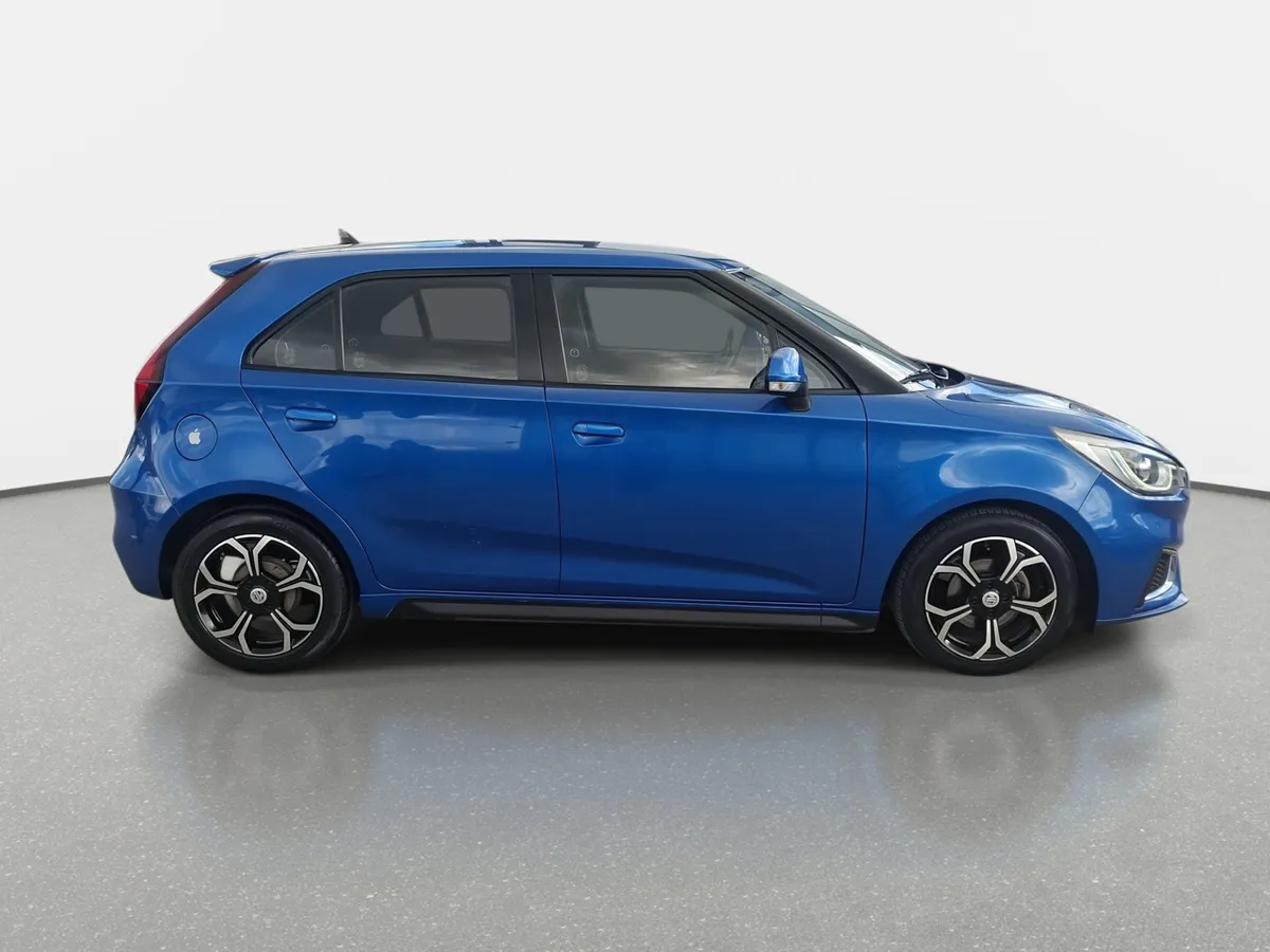 MG Mg 3 1.5 Comfort 4x2 Hb Mt 5p año 2021