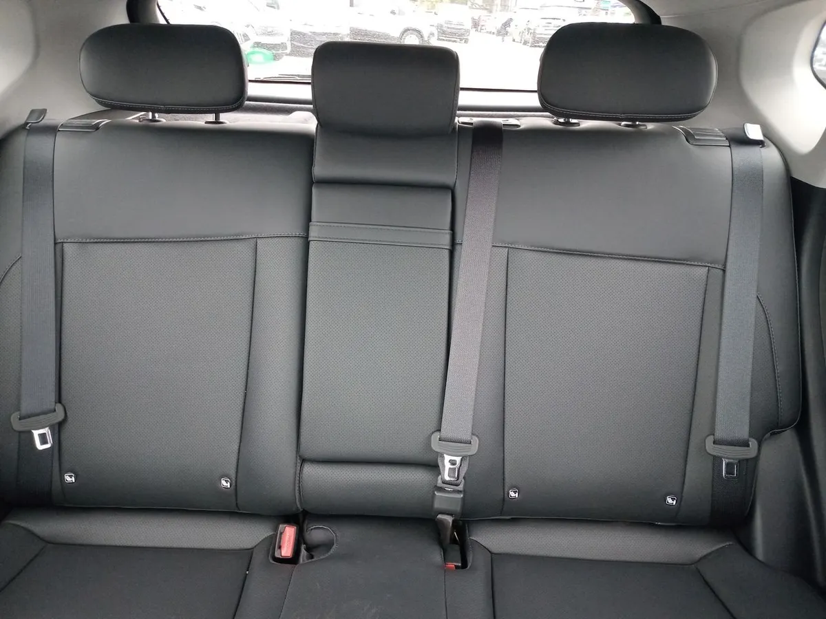 Hyundai Kona 1.6 Sx2 Design Hybrid 4x2 At 5p año 2026