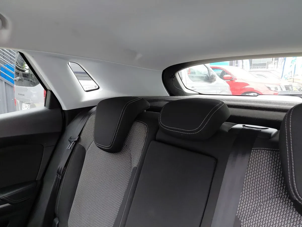 Opel Grandland 1.2t Dynamic 4x2 Mt6 5p año 2021