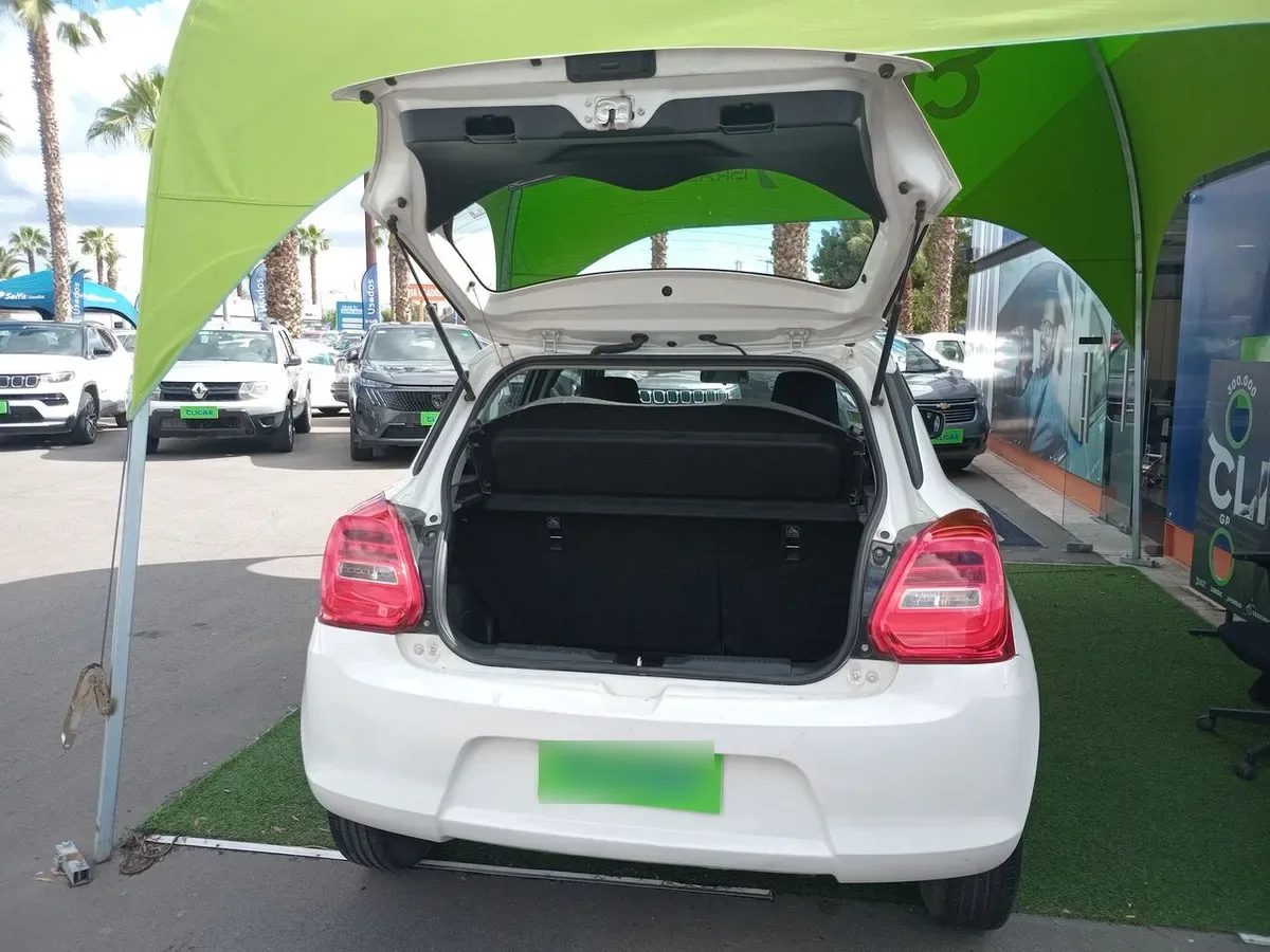 Suzuki Swift 1.2 Gl Sport 4x2 Hb Mt 5p año 2021