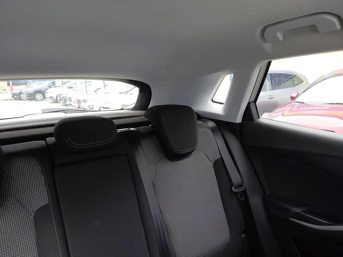 Opel Grandland 1.2t Dynamic 4x2 Mt6 5p año 2021