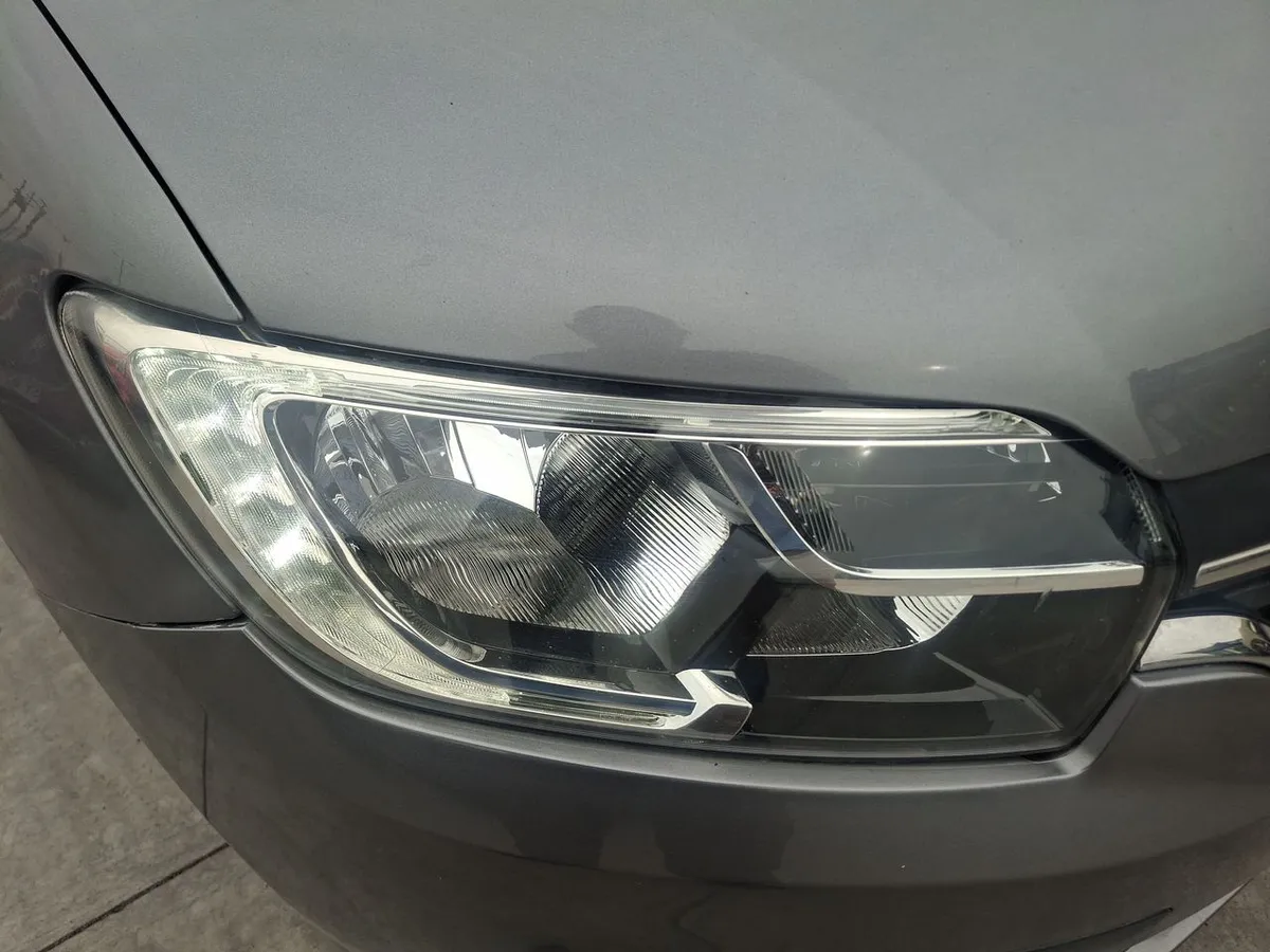 Renault Symbol 1.6 Intens Tech 4x2 Mt 4p año 2021