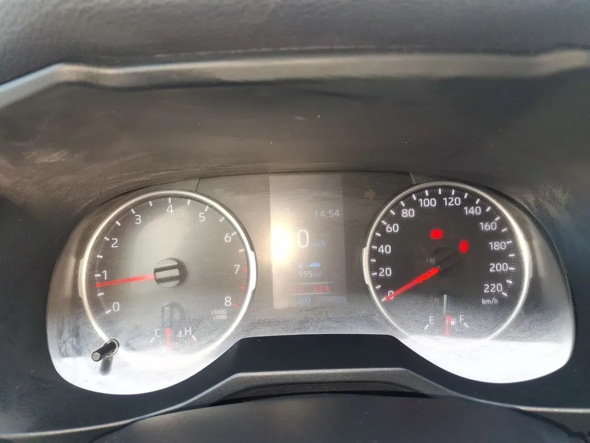 Toyota Rav 4 2.0 Le 4x2 Mt 5p año 2024