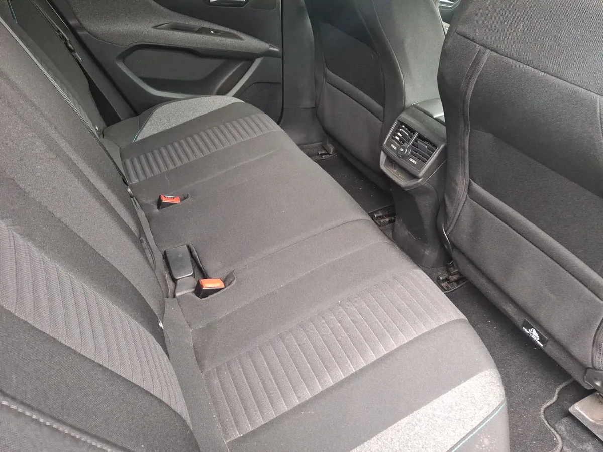 Peugeot 3008 1.2 Active Pack Puretech 130 4x2 Mt6 5p año 2023