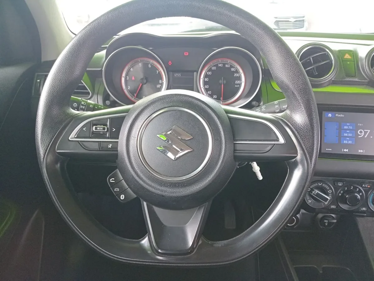 Suzuki Swift 1.2 Gl Sport 4x2 Hb Mt 5p año 2021
