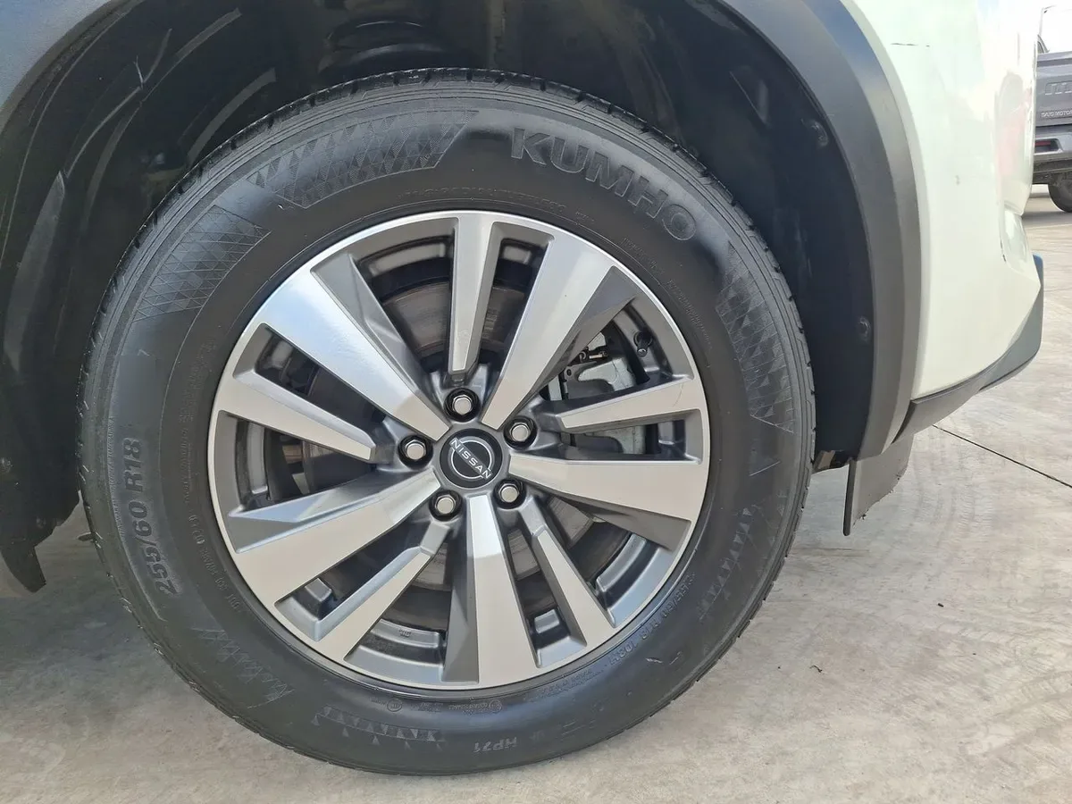 Nissan Pathfinder 3.5 Sense 2wd Cvt At 5p año 2024