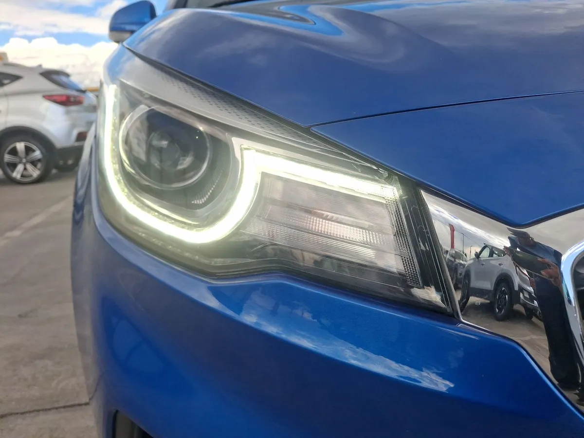 MG Mg 3 1.5 Comfort 4x2 Hb Mt 5p año 2021