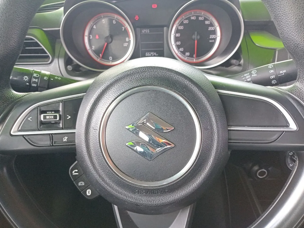 Suzuki Swift 1.2 Gl Sport 4x2 Hb Mt 5p año 2021