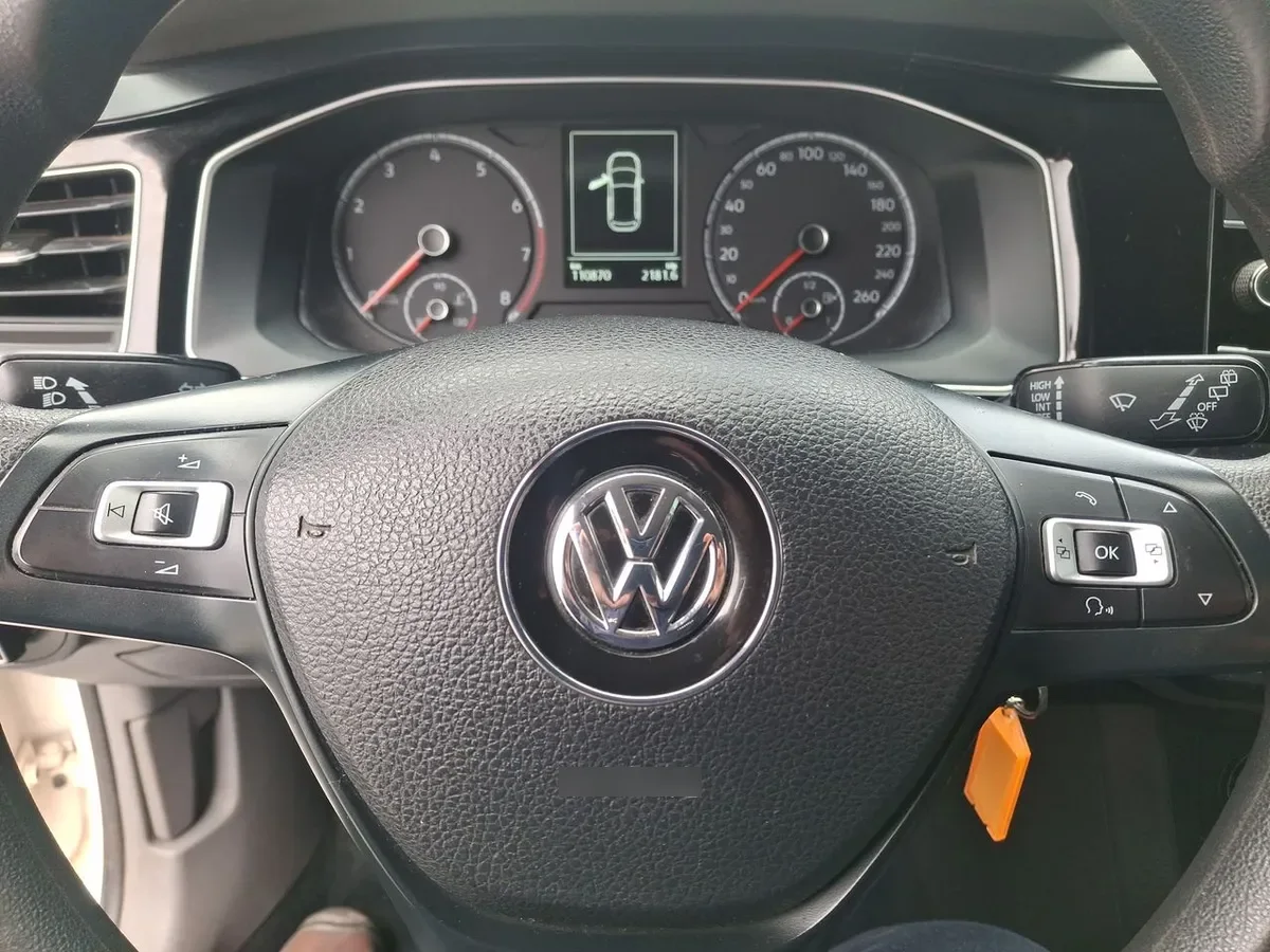 Volkswagen Polo 1.6 Comfortline 4x2 Mt5 5p año 2021