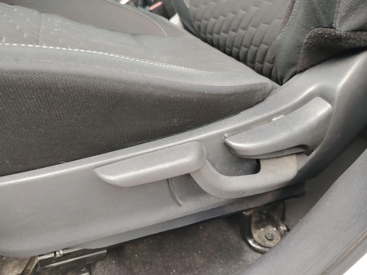 Nissan Kicks 1.6 Advance 4x2 Cvt At 5p año 2025